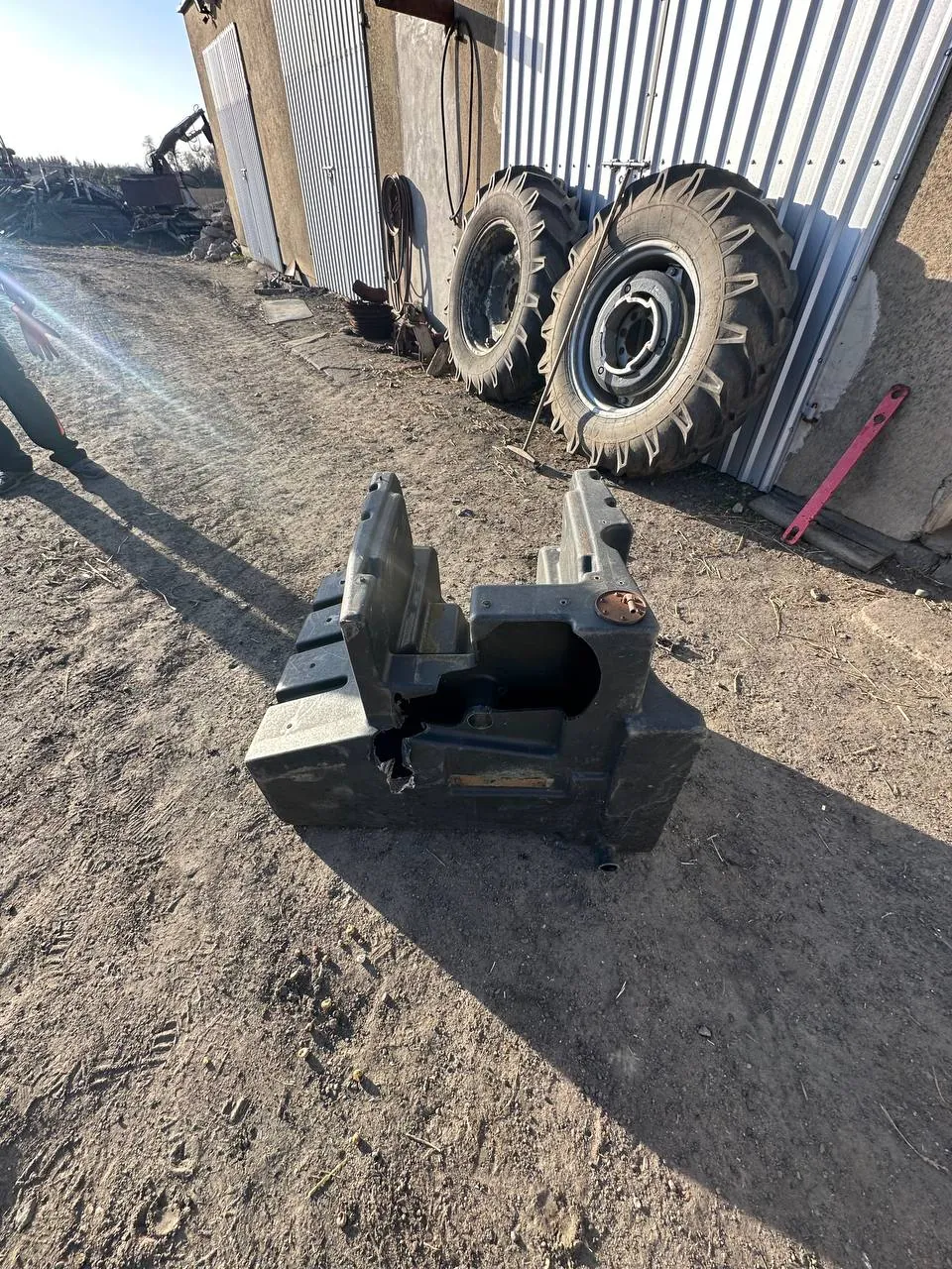 Zdjęcie 7 z naprawy — Naprawa zbiornika paliwa Fendt 900 Vario — Kleparz