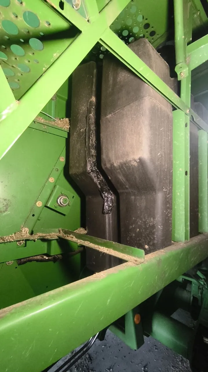 Zdjęcie 5 z naprawy — Naprawa zbiornika paliwa John Deere 1450 — Knyszyn