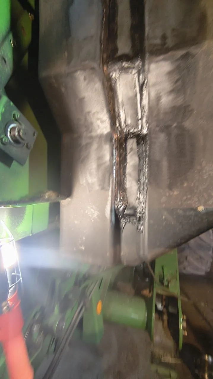 Zdjęcie 11 z naprawy — Naprawa zbiornika paliwa John Deere 1450 — Knyszyn