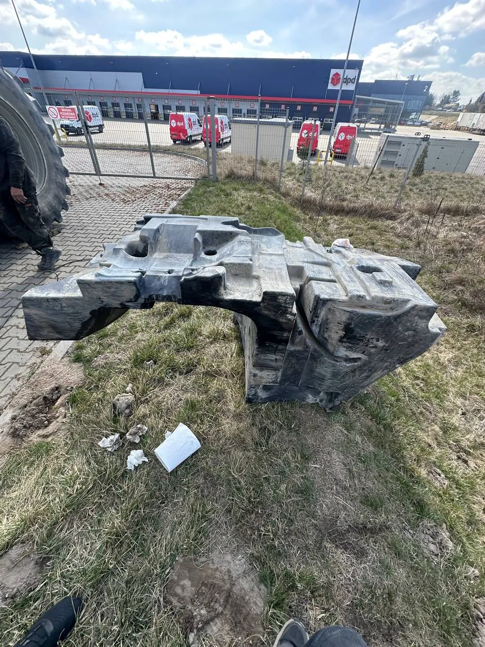 Zdjęcie 7 z naprawy — Naprawa zbiornika paliwa Fendt 900 Vario S4 — Żerniki