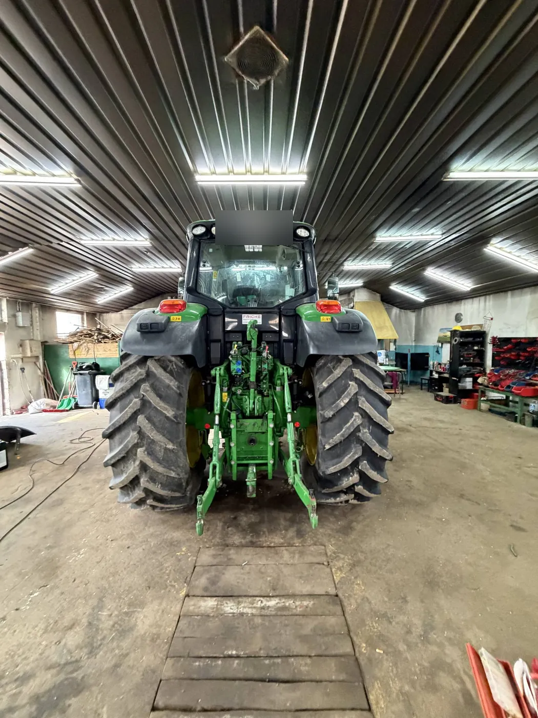 Zdjęcie 5 z naprawy — Naprawa zbiornika paliwa John Deere 6195M — Zajdy