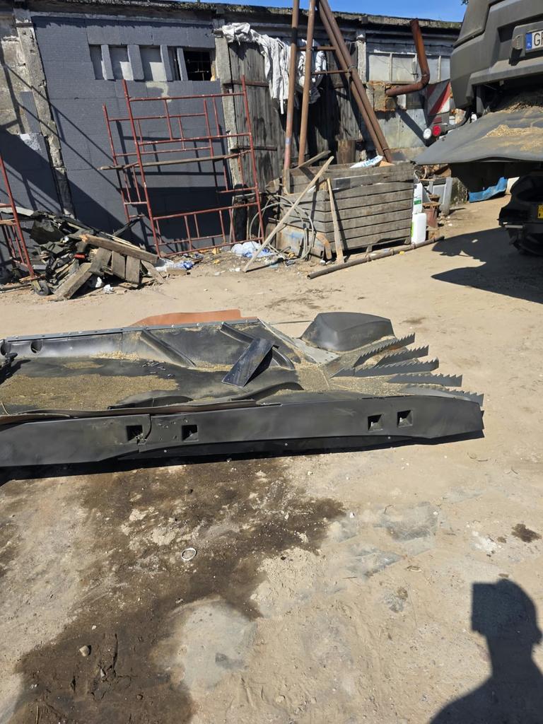 Zdjęcie 4 z naprawy — Naprawa podłogi zsypowej kombajnu Massey Ferguson Ideal 7 — Bielica