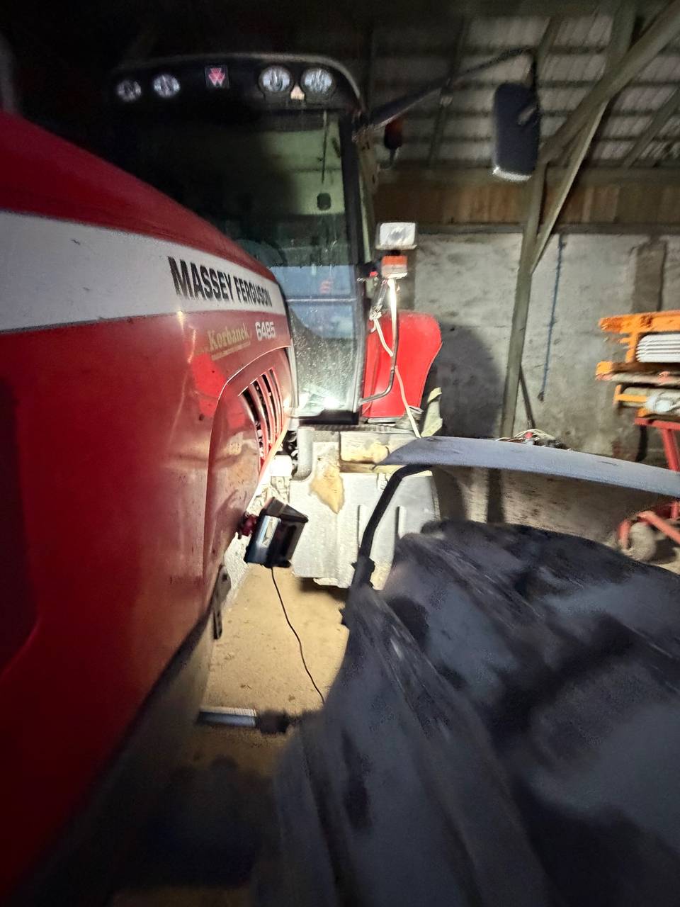 Zdjęcie 5 z naprawy — Naprawa zbiornika paliwa Massey Ferguson 6485 — Korzenica
