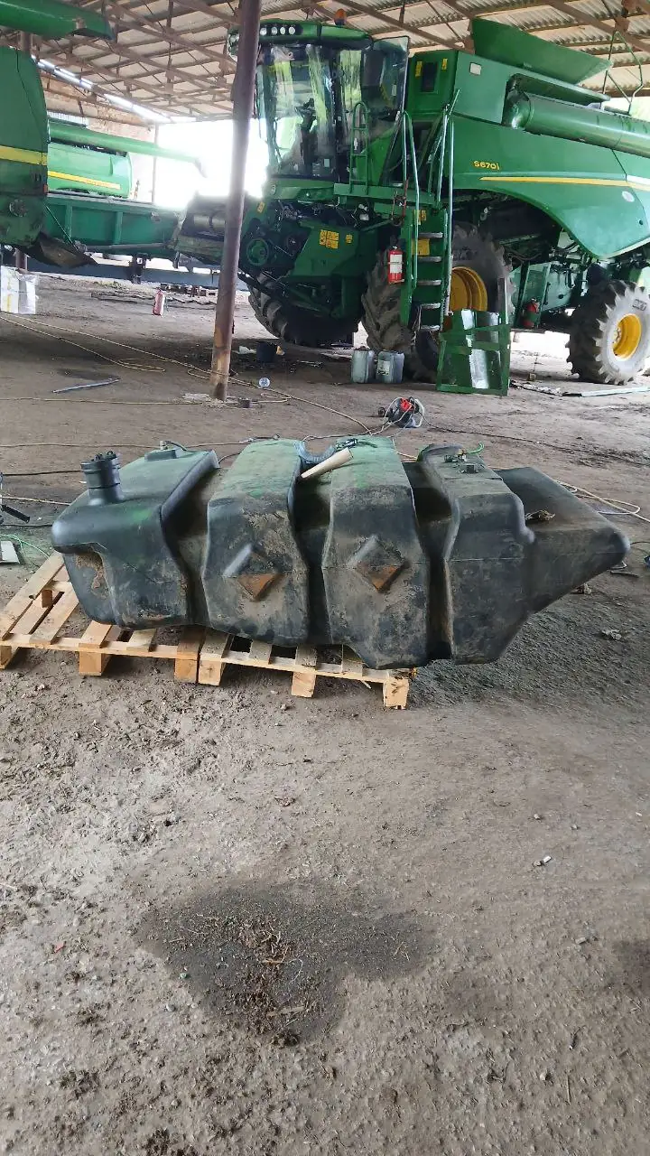 Zdjęcie 13 z naprawy — Naprawa zbiornika paliwa John Deere — lipiec 2025