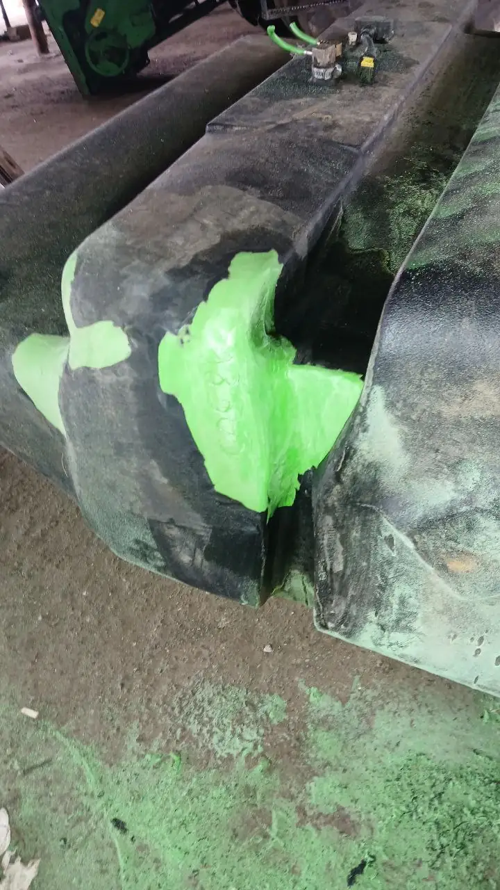 Zdjęcie 9 z naprawy — Naprawa zbiornika paliwa John Deere — lipiec 2025