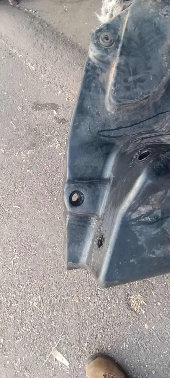 Zdjęcie 3 z naprawy — Naprawa zbiornika paliwa Manitou 737