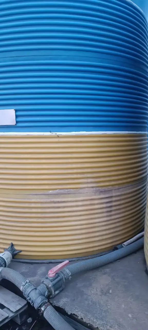 Zdjęcie 2 z naprawy — Naprawa zbiornika — pęknięcia 10–15 cm