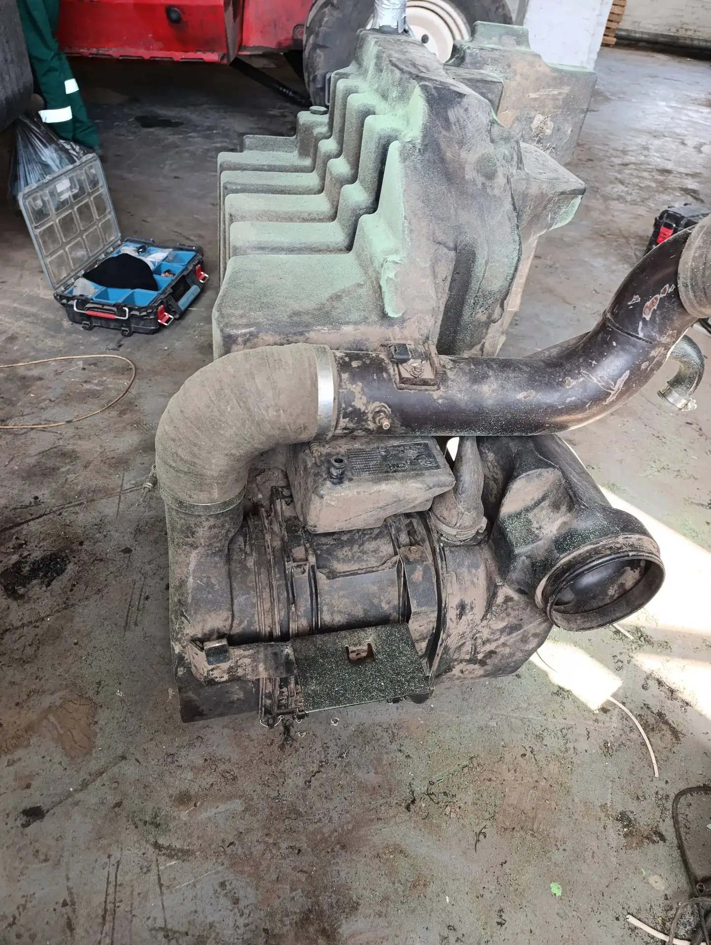 Zdjęcie 11 z naprawy — Naprawa zbiornika paliwa New Holland T8.390 — czerwiec 2026