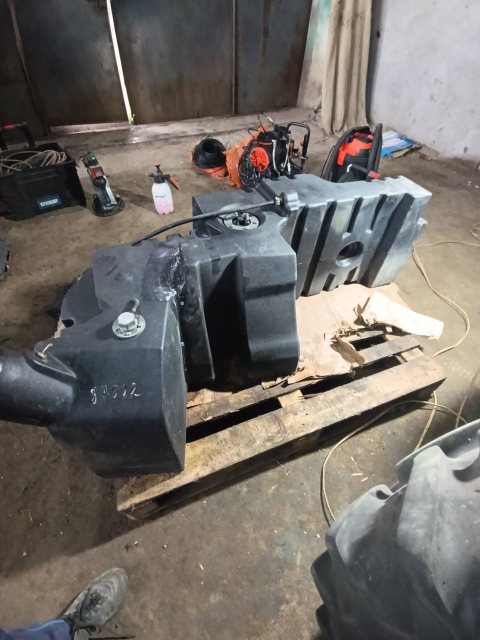 Zdjęcie 9 z naprawy — Naprawa zbiornika paliwa New Holland T5