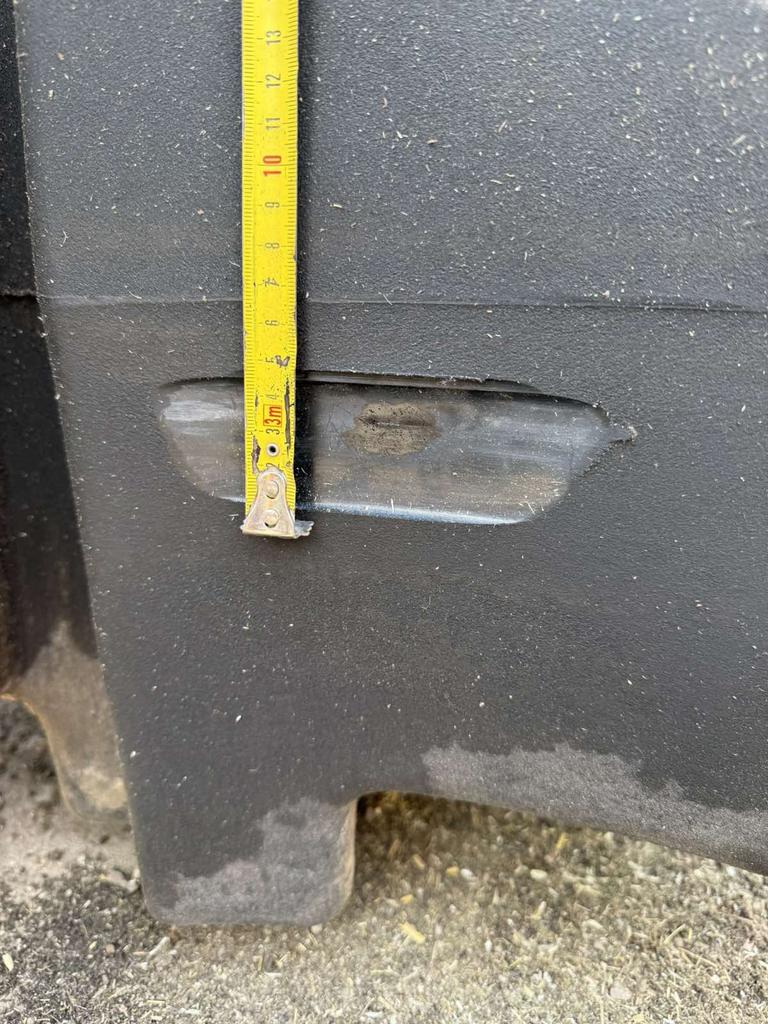 Zdjęcie 3 z naprawy — Naprawa zbiornika paliwa John Deere T660