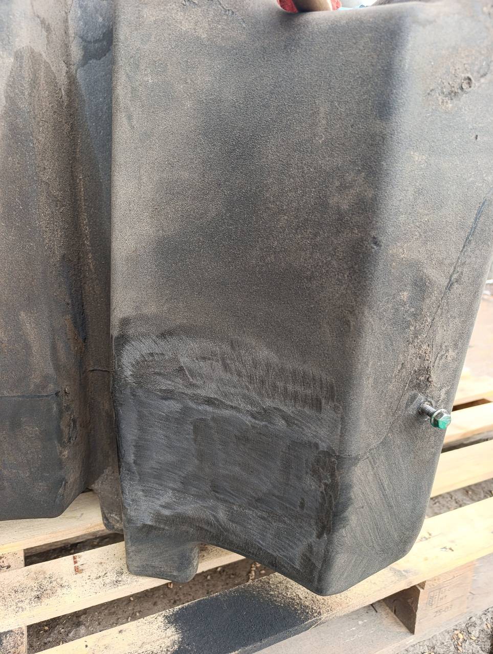 Zdjęcie 11 z naprawy — Naprawa zbiornika paliwa John Deere T660