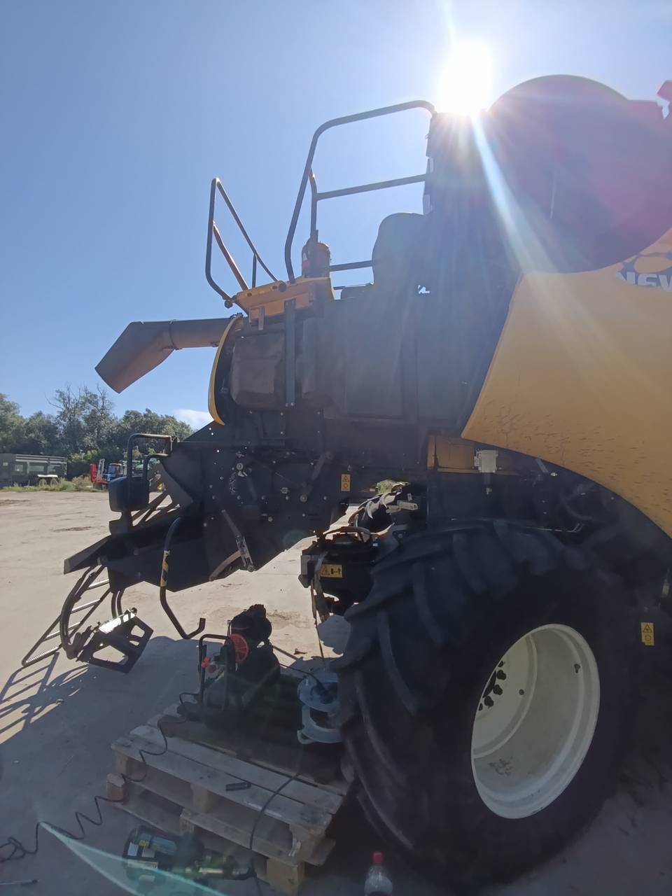 Zdjęcie 13 z naprawy — Naprawa zbiornika paliwa New Holland CR 9.80