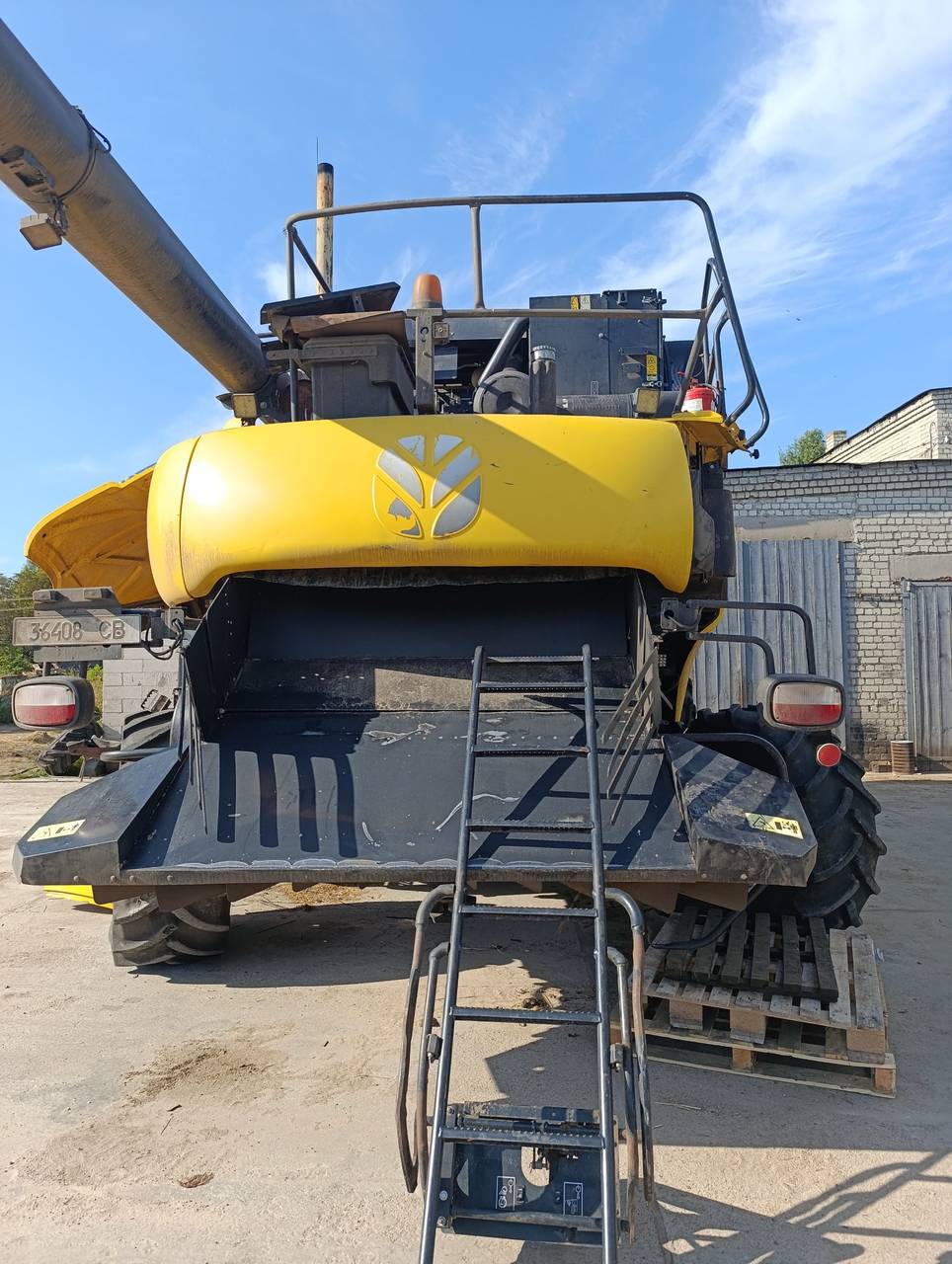 Zdjęcie 5 z naprawy — Naprawa zbiornika paliwa New Holland CR 9.80