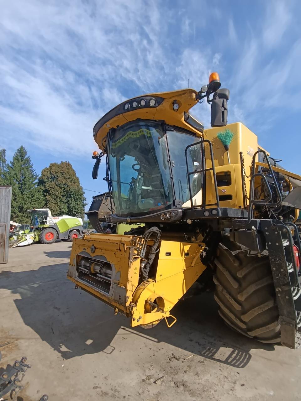 Zdjęcie 7 z naprawy — Naprawa zbiornika paliwa New Holland CR 9.80