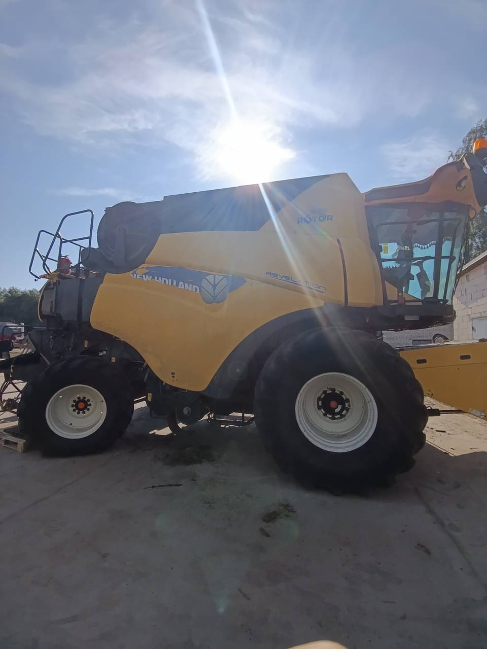 Zdjęcie 1 z naprawy — Naprawa zbiornika paliwa New Holland CR 9.80