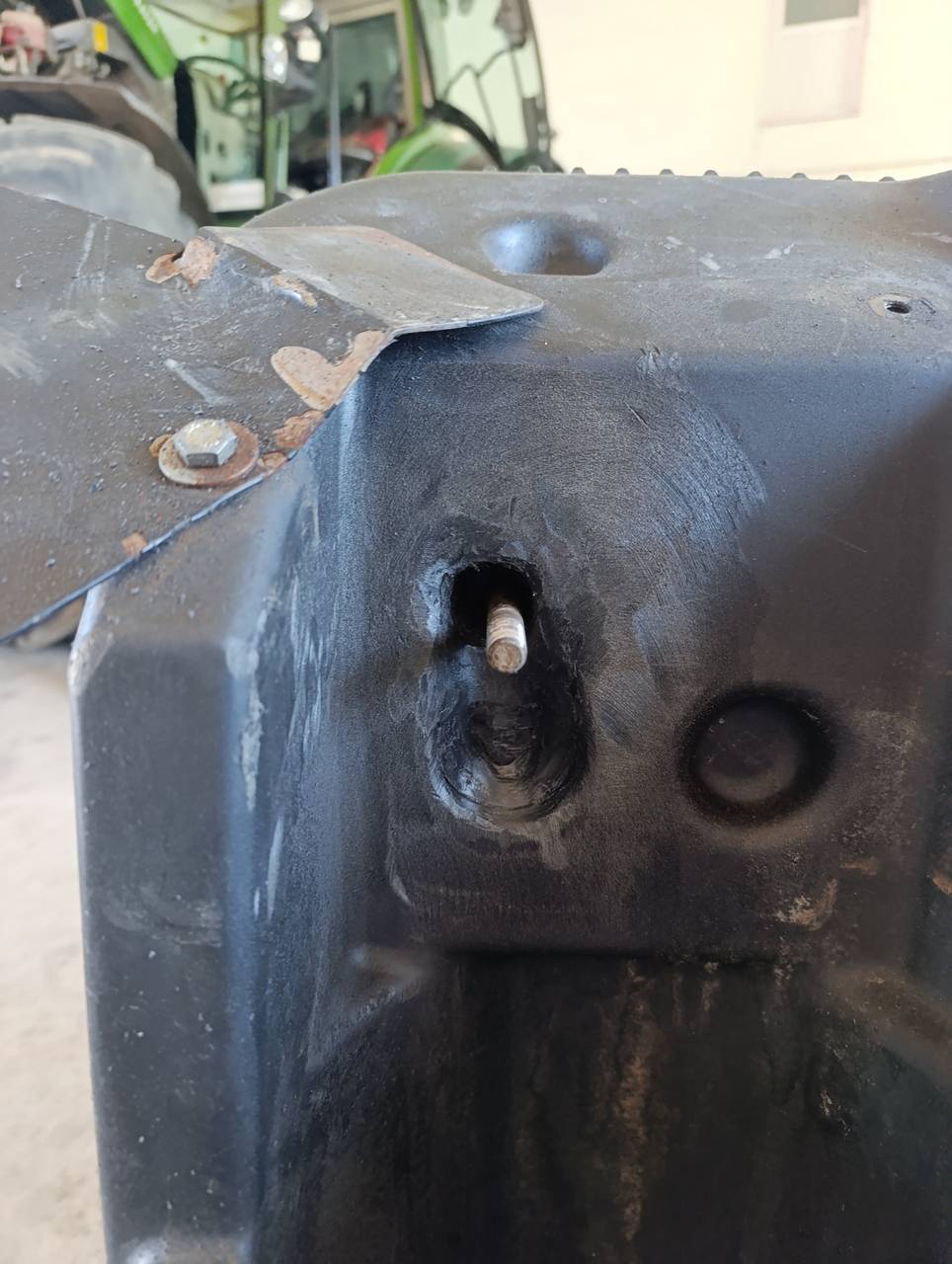 Zdjęcie 7 z naprawy — Naprawa zbiornika paliwa Fendt 936 (2)