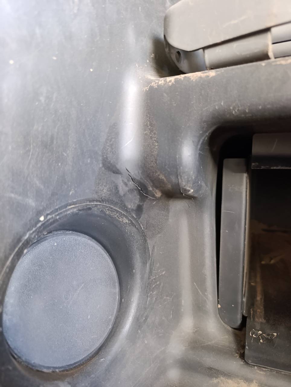 Zdjęcie 5 z naprawy — Naprawa zbiornika paliwa Fendt 4038