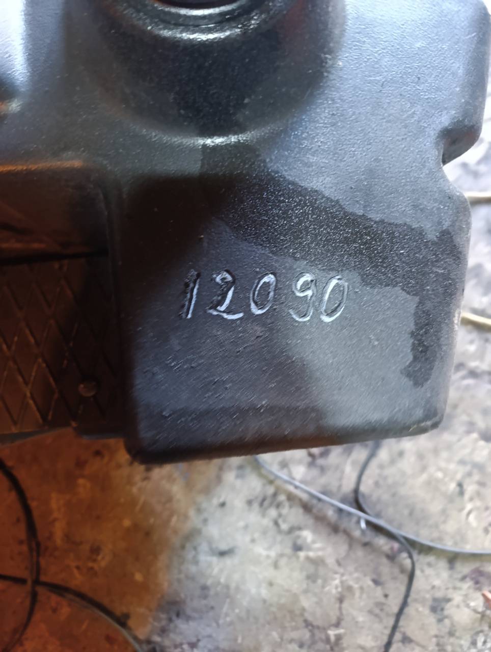 Zdjęcie 10 z naprawy — Naprawa zbiornika paliwa maszyny budowlanej