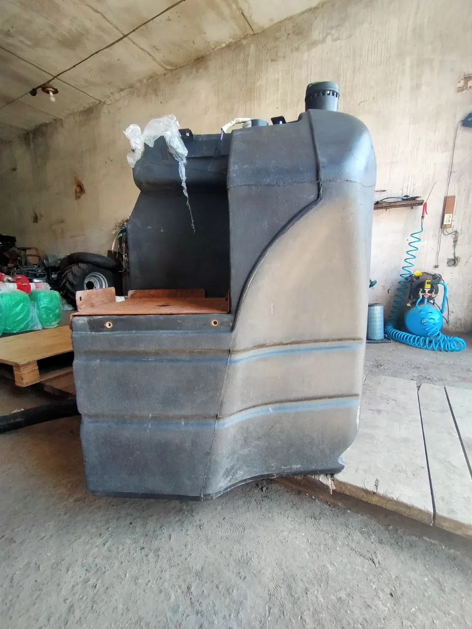 Zdjęcie 5 z naprawy — Naprawa zbiornika paliwa New Holland T8.390