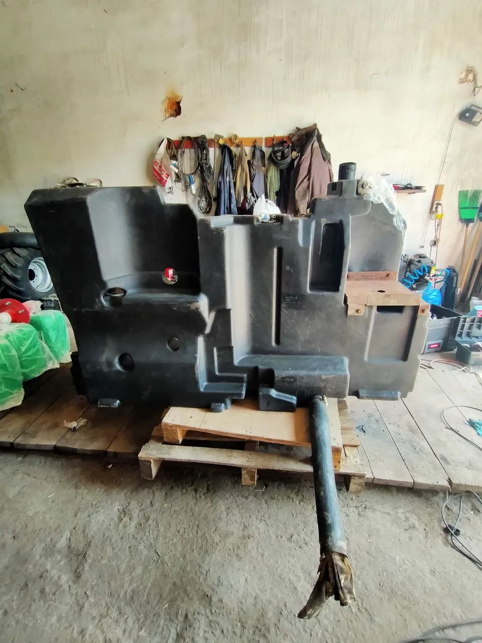 Zdjęcie 11 z naprawy — Naprawa zbiornika paliwa New Holland T8.390