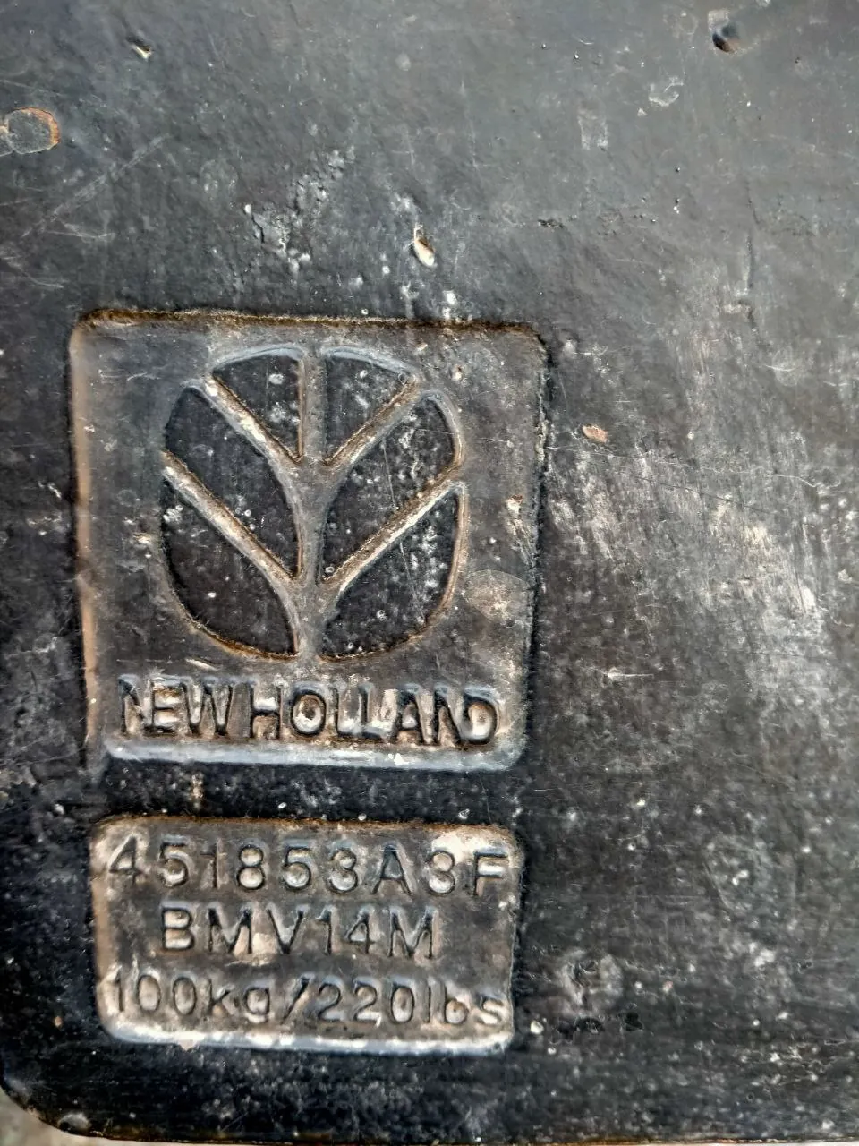 Zdjęcie 14 z naprawy — Naprawa zbiornika paliwa New Holland T8.390