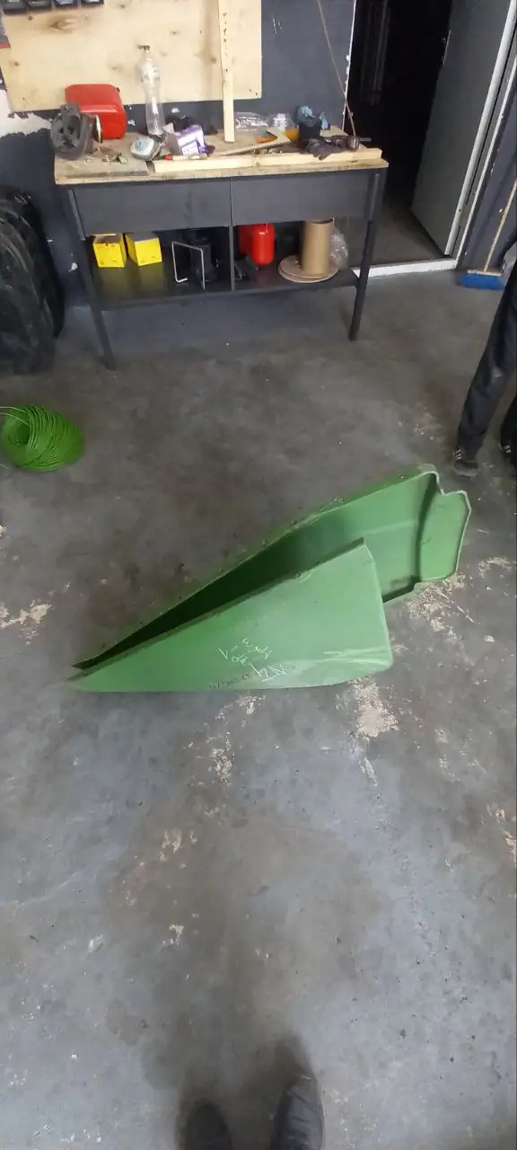 Zdjęcie 5 z naprawy — Naprawa stożka hedera John Deere
