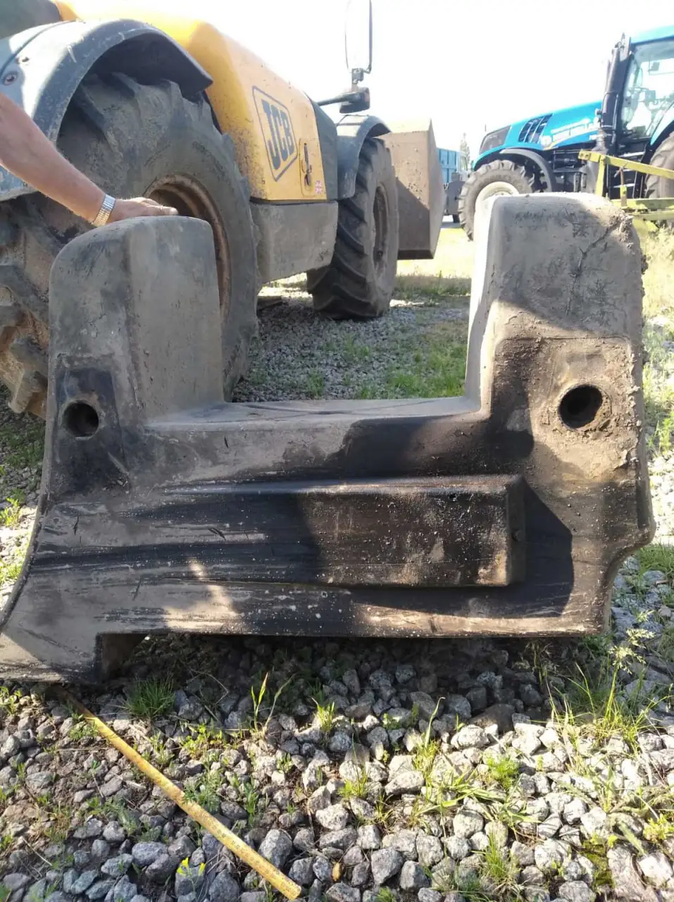 Zdjęcie 28 z naprawy — Naprawa zbiornika paliwa JCB 531-70