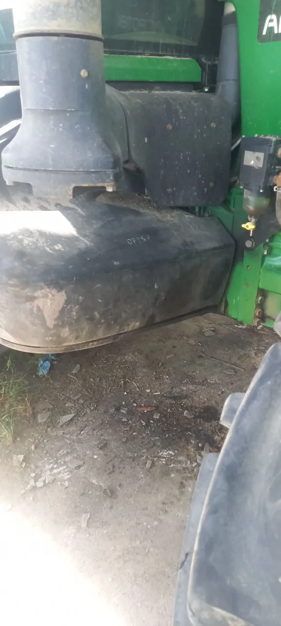 Zdjęcie 19 z naprawy — Naprawa zbiornika paliwa John Deere 8335