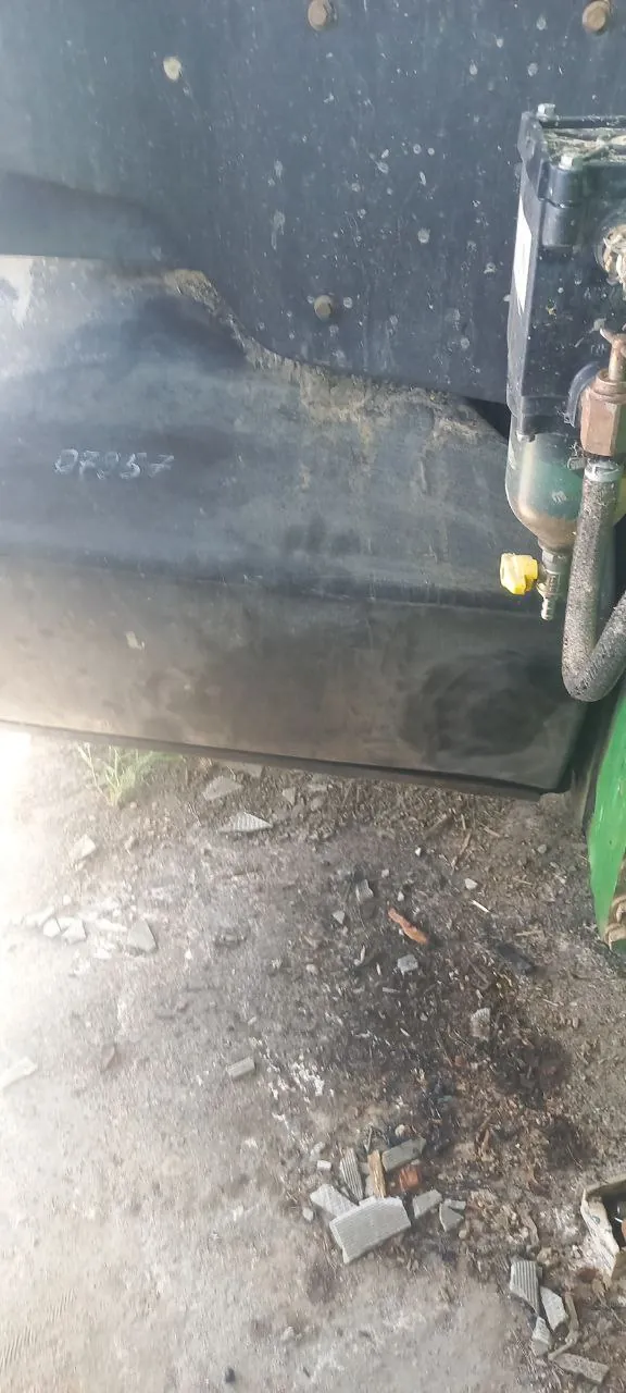 Zdjęcie 20 z naprawy — Naprawa zbiornika paliwa John Deere 8335