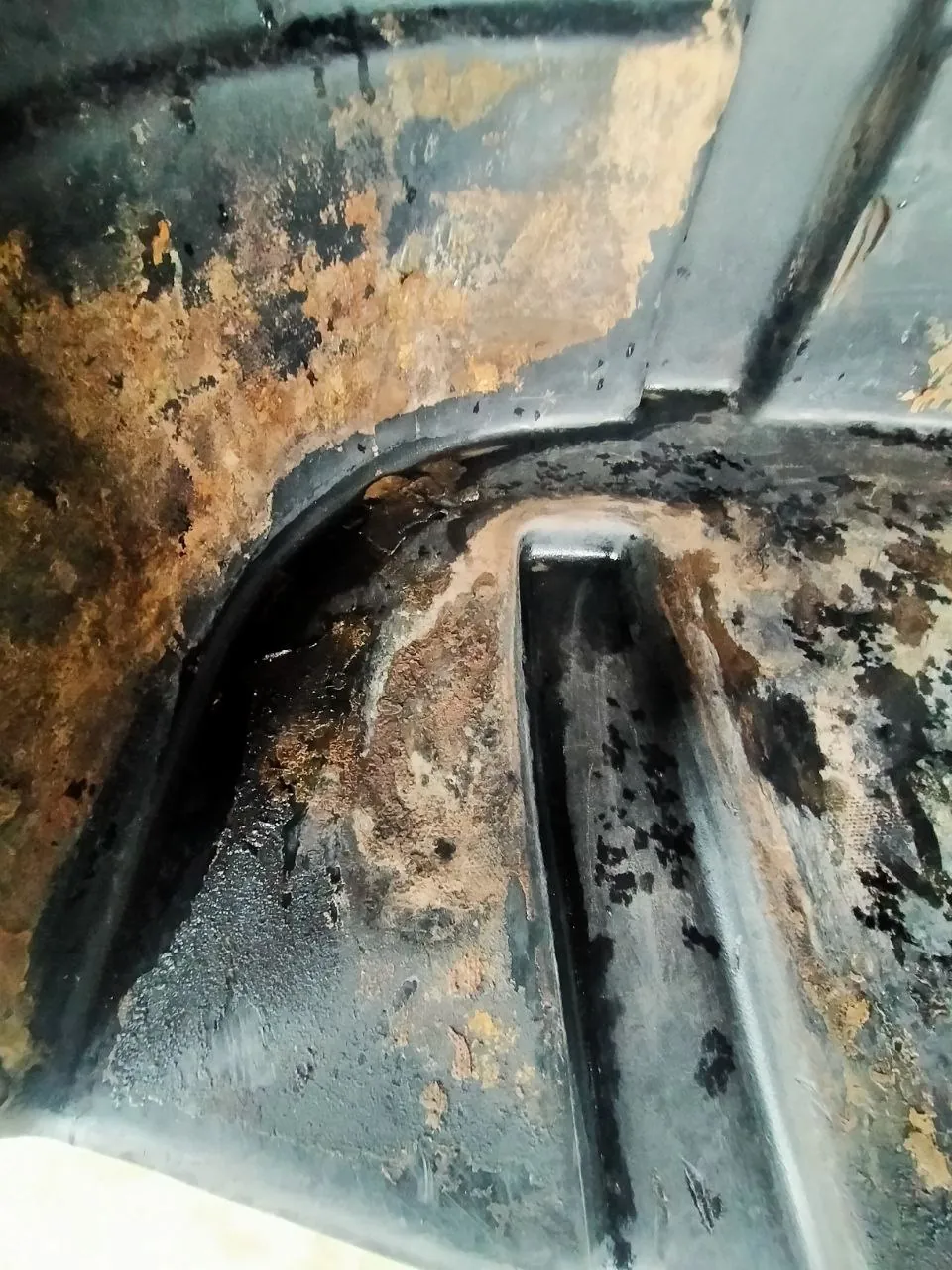 Zdjęcie 17 z naprawy — Naprawa zbiornika paliwa Case 315