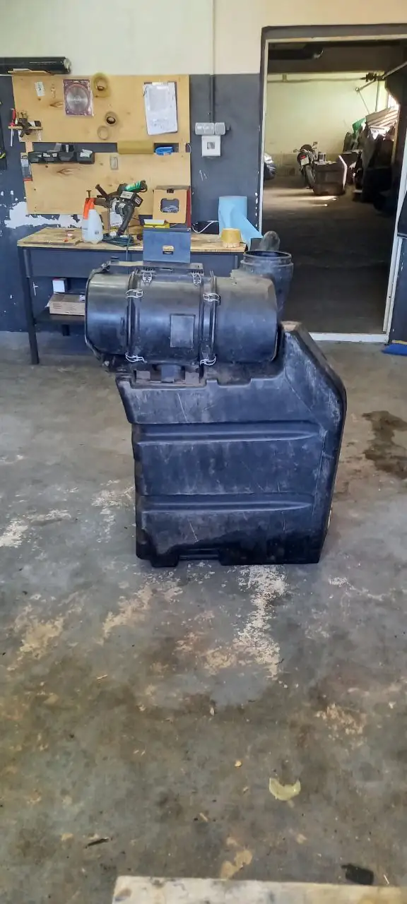 Zdjęcie 17 z naprawy — Naprawa zbiornika paliwa New Holland T8.390 — lipiec 2023