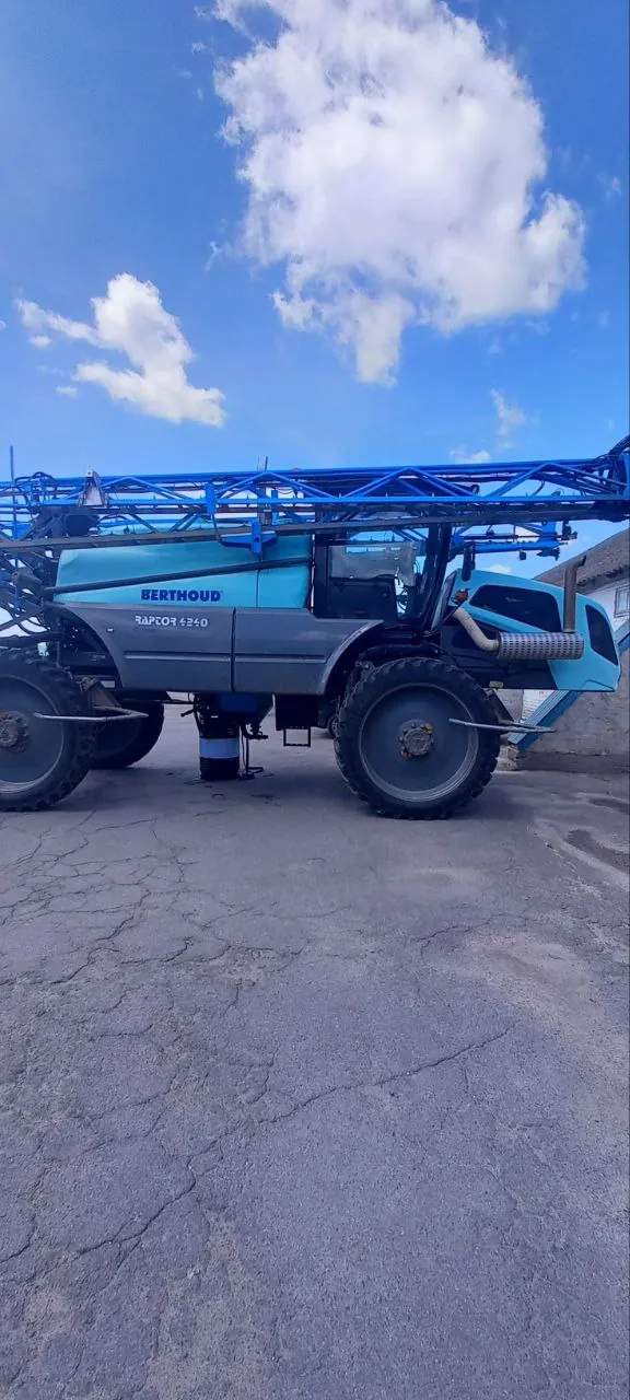 Zdjęcie 3 z naprawy — Naprawa zbiornika opryskiwacza Berthoud Rapter