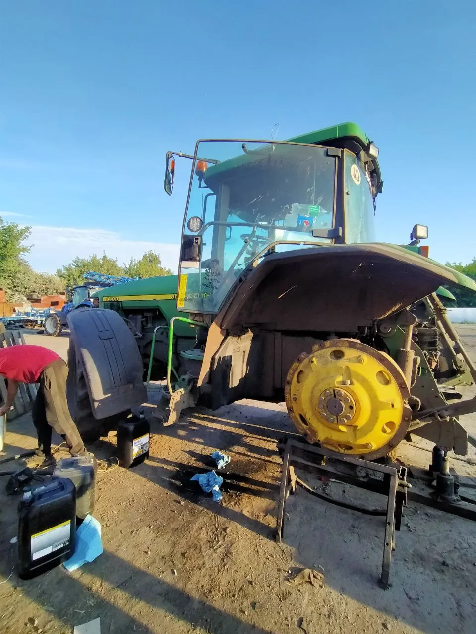 Zdjęcie 6 z naprawy — Naprawa zbiornika paliwa John Deere 8400 — lipiec 2023