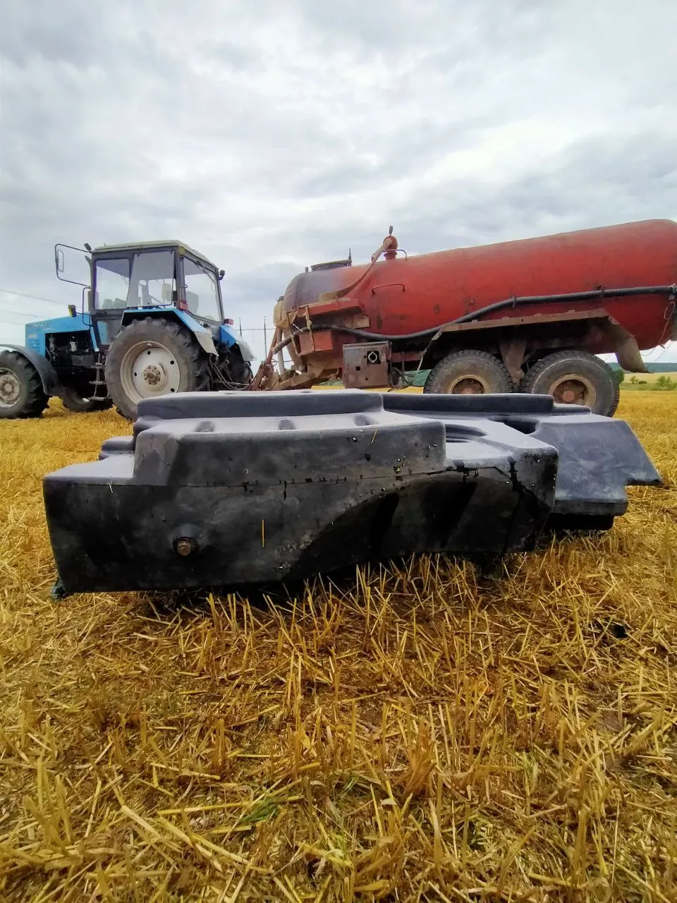 Zdjęcie 11 z naprawy — Naprawa zbiornika paliwa Claas Lexion 560 — sierpień 2023