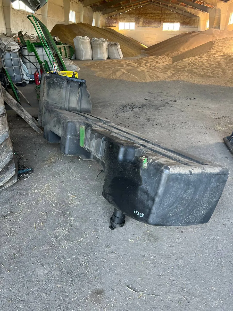 Zdjęcie 10 z naprawy — Naprawa zbiornika paliwa John Deere 9680