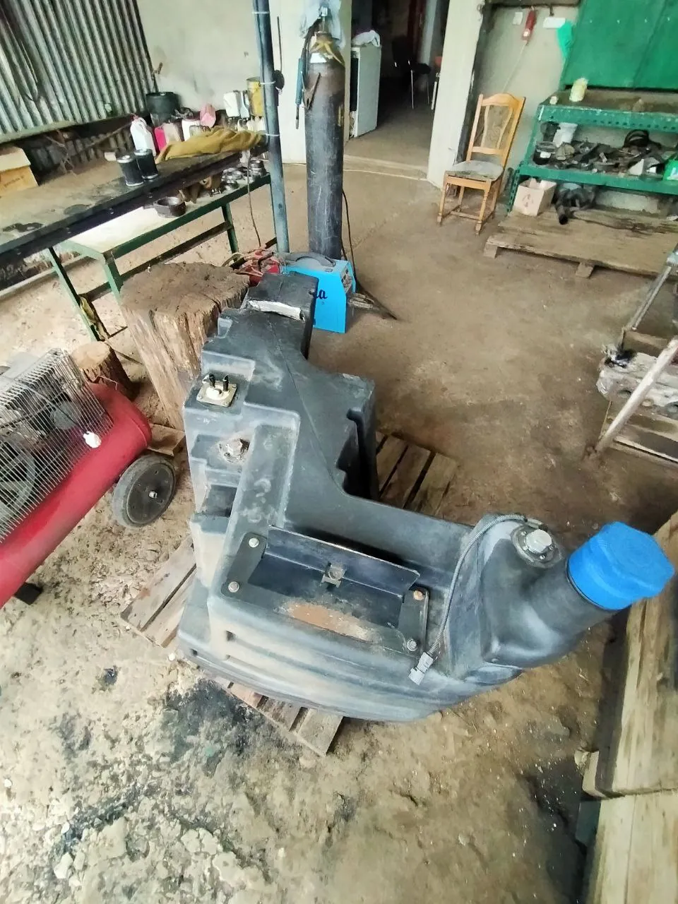 Zdjęcie 7 z naprawy — Naprawa zbiornika paliwa New Holland T7070
