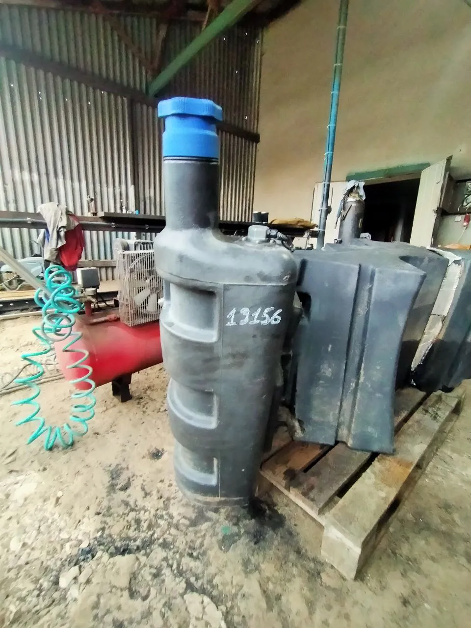 Zdjęcie 8 z naprawy — Naprawa zbiornika paliwa New Holland T7070