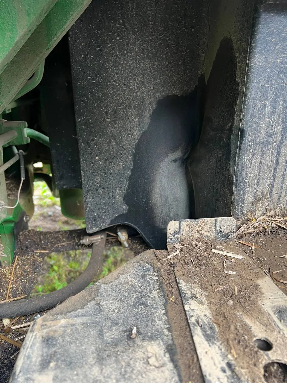 Zdjęcie 5 z naprawy — Naprawa zbiornika paliwa John Deere 8R370