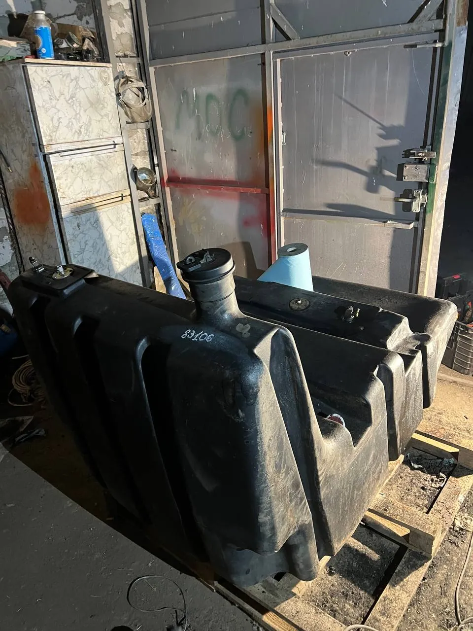 Zdjęcie 13 z naprawy — Naprawa zbiornika paliwa John Deere 9560 STS