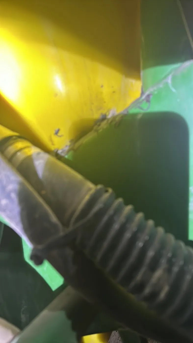 Zdjęcie 23 z naprawy — Naprawa zbiornika opryskiwacza John Deere 832