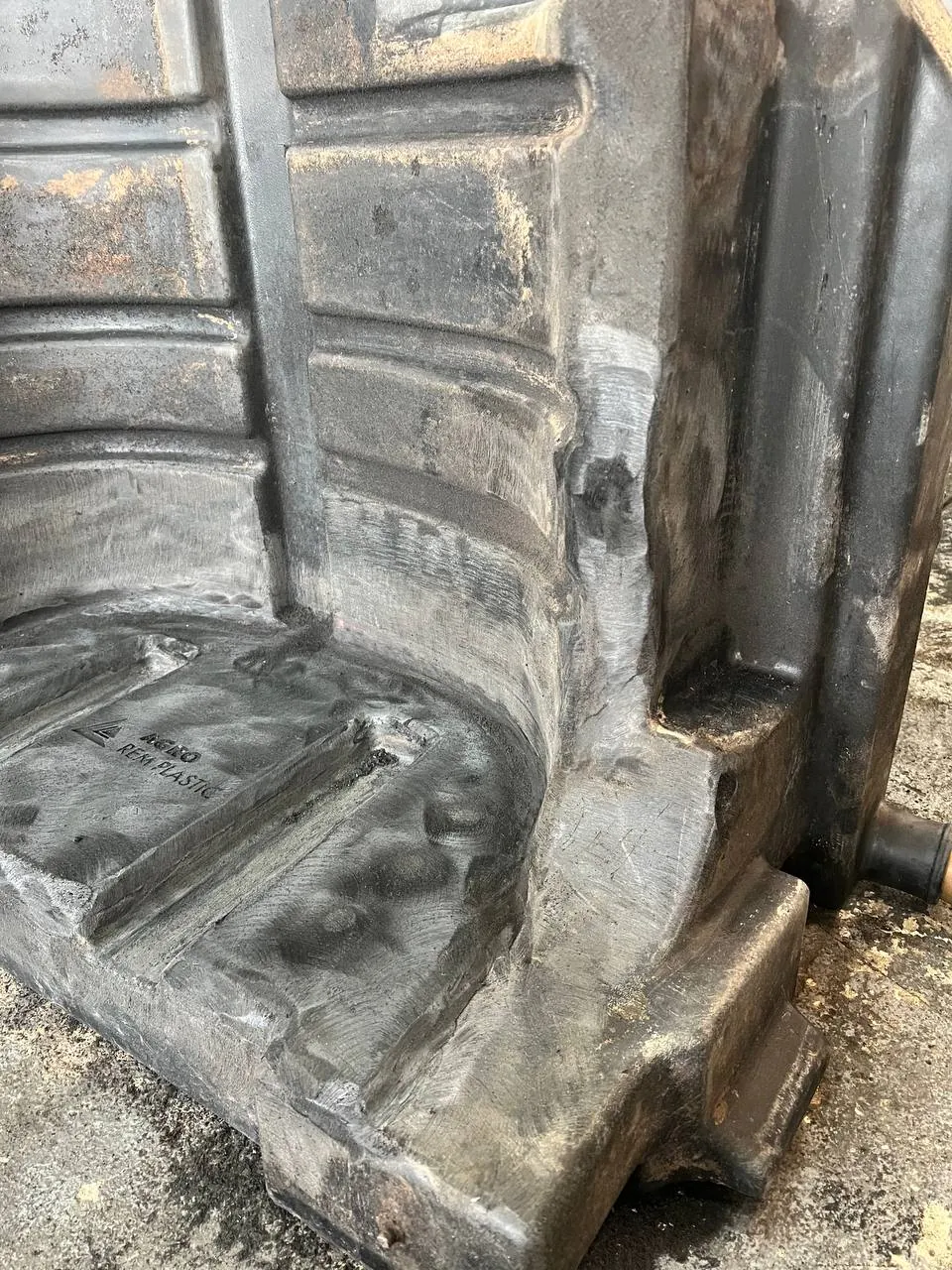 Zdjęcie 12 z naprawy — Naprawa zbiornika paliwa New Holland T 8.390