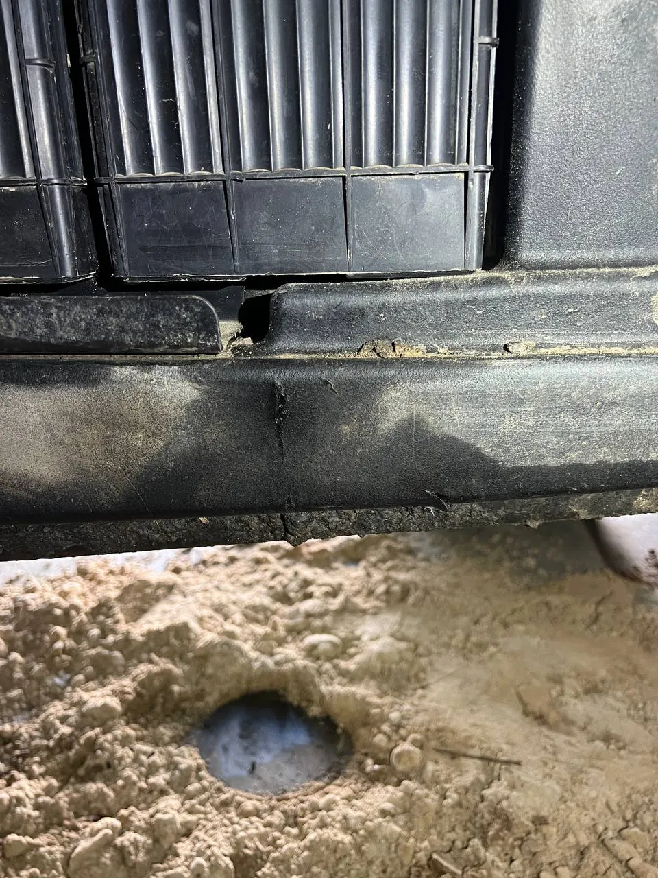 Zdjęcie 5 z naprawy — Naprawa zbiornika paliwa John Deere 8R 340