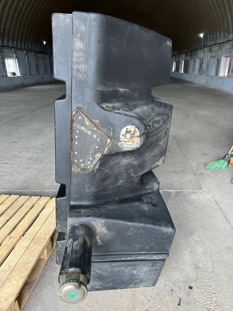 Zdjęcie 2 z naprawy — Naprawa zbiornika paliwa New Holland CX6090 — lipiec 2024